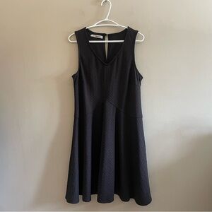 ✌️2/$10✌️Maurices Black Sleeveless V-Neck Texture Dress – Plus Size 1X Good/Fair